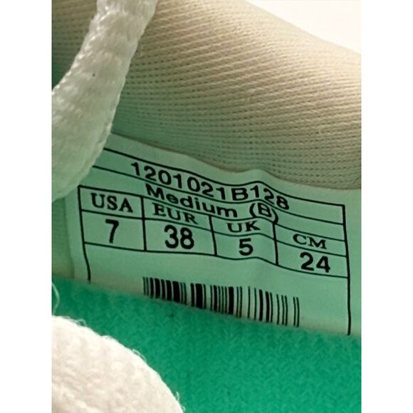 Brooks PURECONNECT Women's NEW Running Sneaker White/Blue US Size 7 - Picture 10 of 11